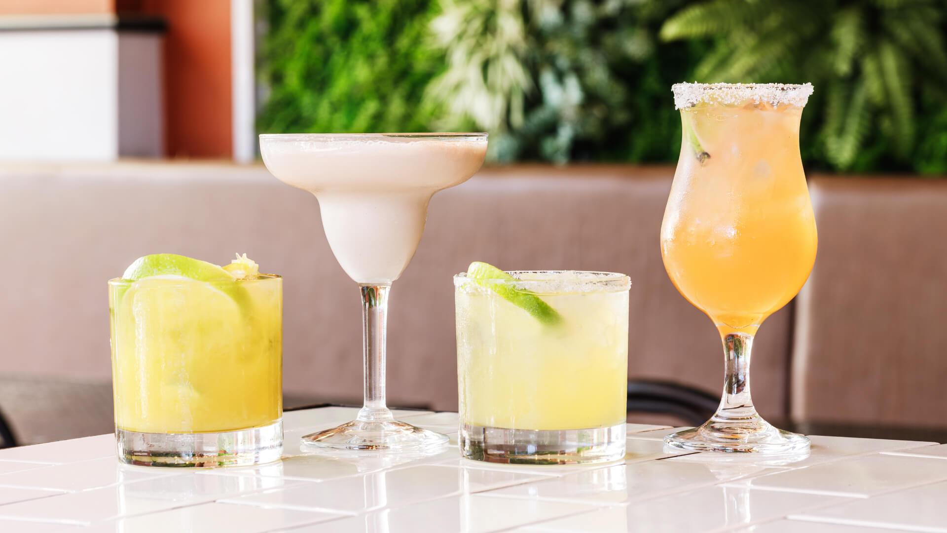 Cocktail Happy Hour